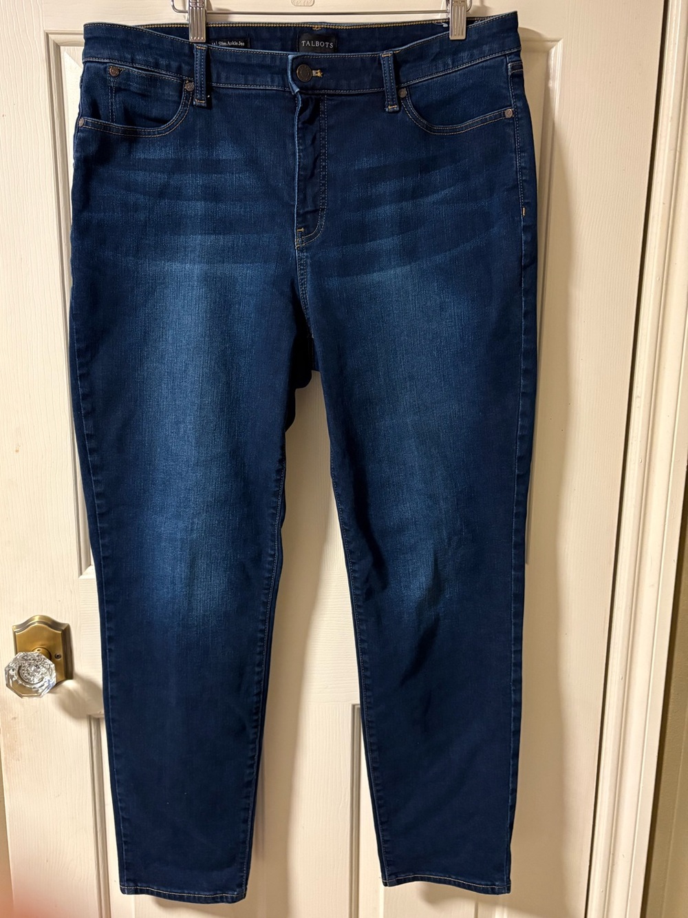 TALBOTS SLIM ANKLE JEANS - TORRANCE WASH - CURVY FIT Size:14